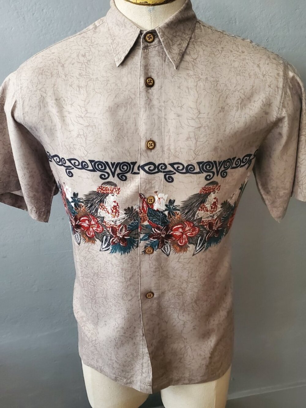 Vintage Rayon Hawaiian Shirt: Men's Tiki Print Oxford, Size L